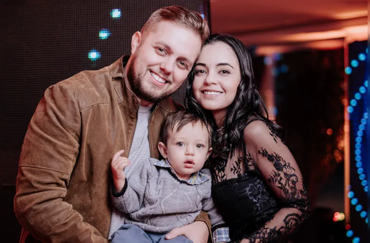 Thayson Ackler, Karen Ackler e o pequeno Bento Ackler