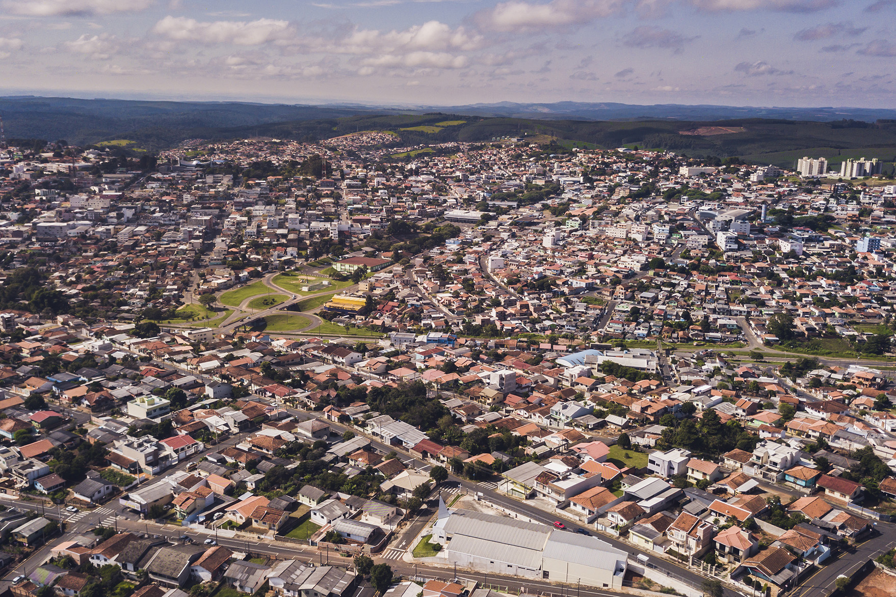 Telêmaco Borba possuí 75.042 habitantes, um crescimento de 5.170 habitantes desde o último Censo