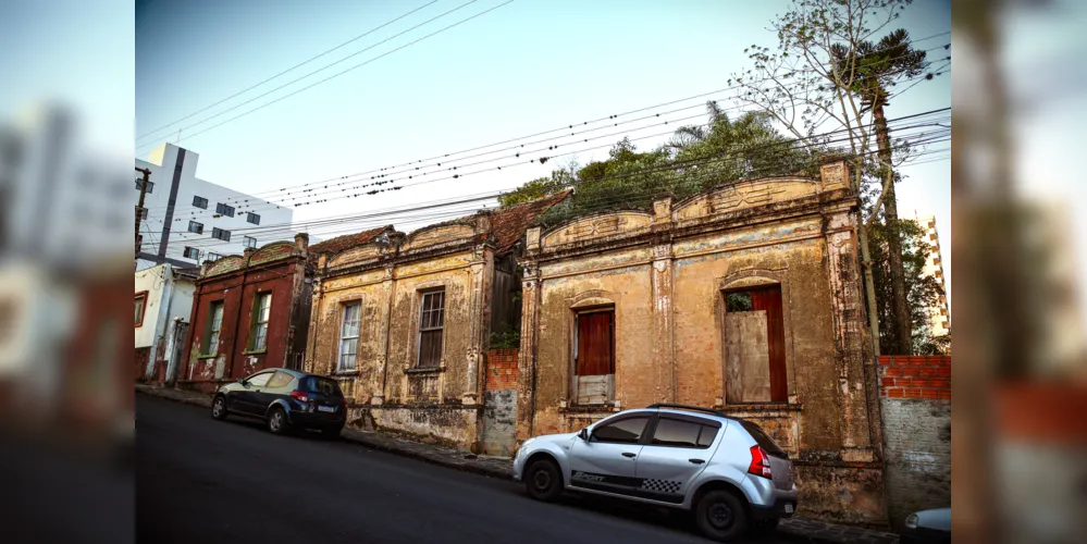 Estruturas estão localizadas na rua Engenheiro Schamber