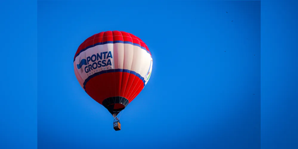 Festival de Balonismo coloriu o céu de Ponta Grossa