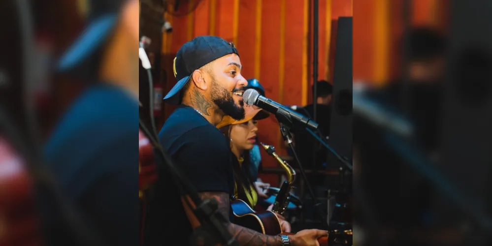 No domingo quem se apresenta no Sol de Verão Bar e Choperia é o 'Lellê  On'