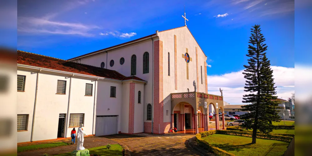 Paróquia do Senhor Bom Jesus foi construída em 1966