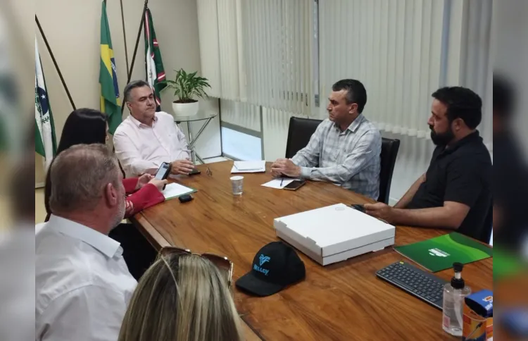 Beto Preto recebeu lista de demandas e confirmou presença na região ainda neste mês