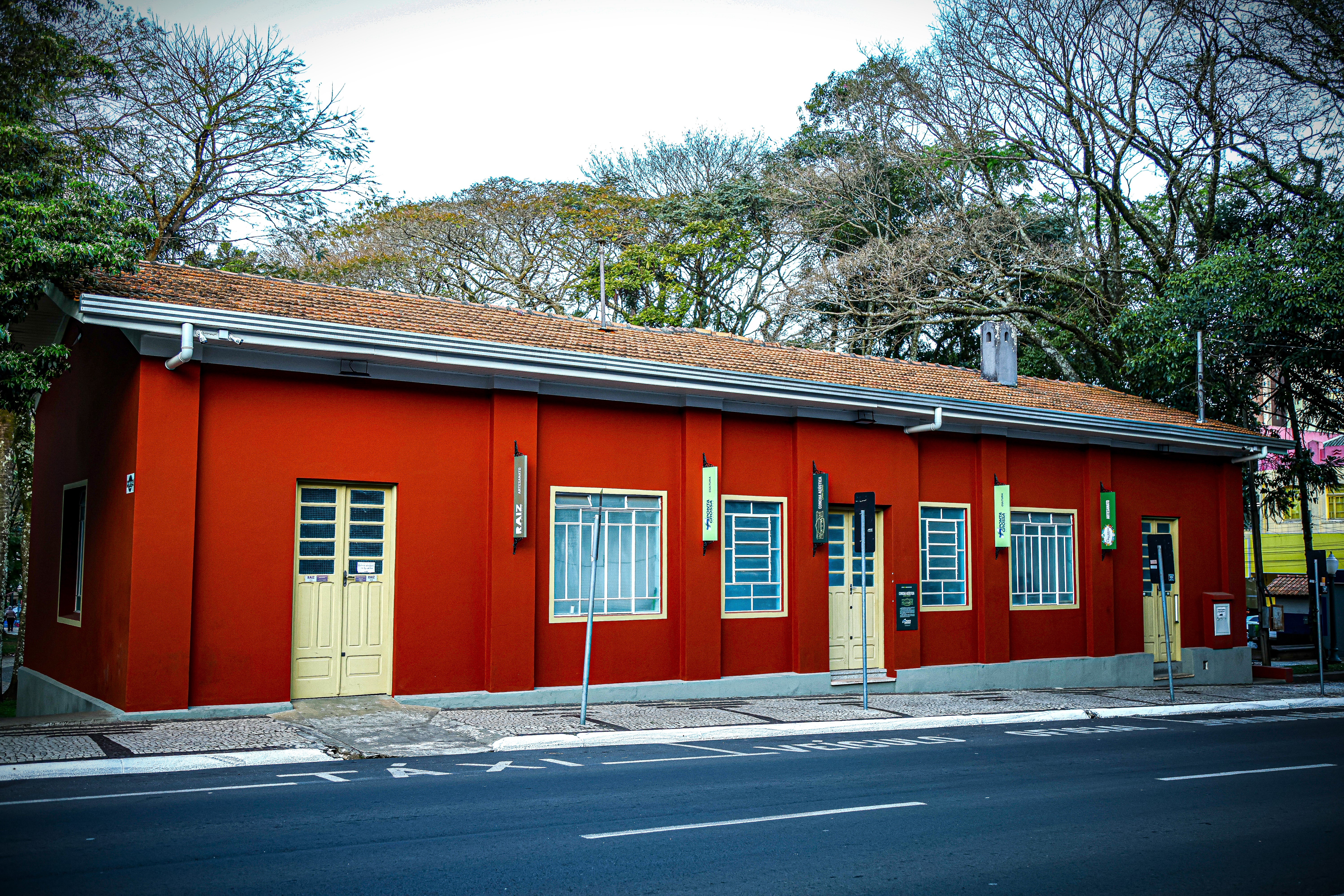 Hoje, a estrutura atrás da 'Concha' abriga a sede da Casa do Artesão