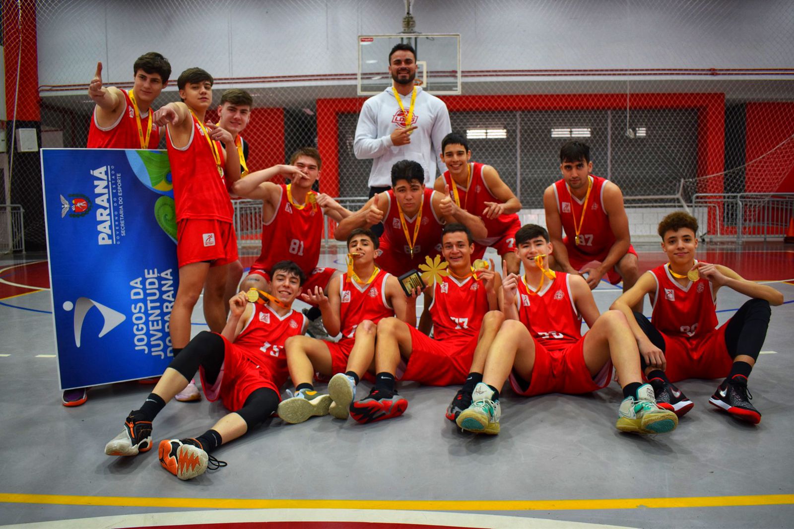 A equipe de basquete da Liga Desportiva de Ponta Grossa (LDPG), venceram União da Vitória e São José dos Pinhais