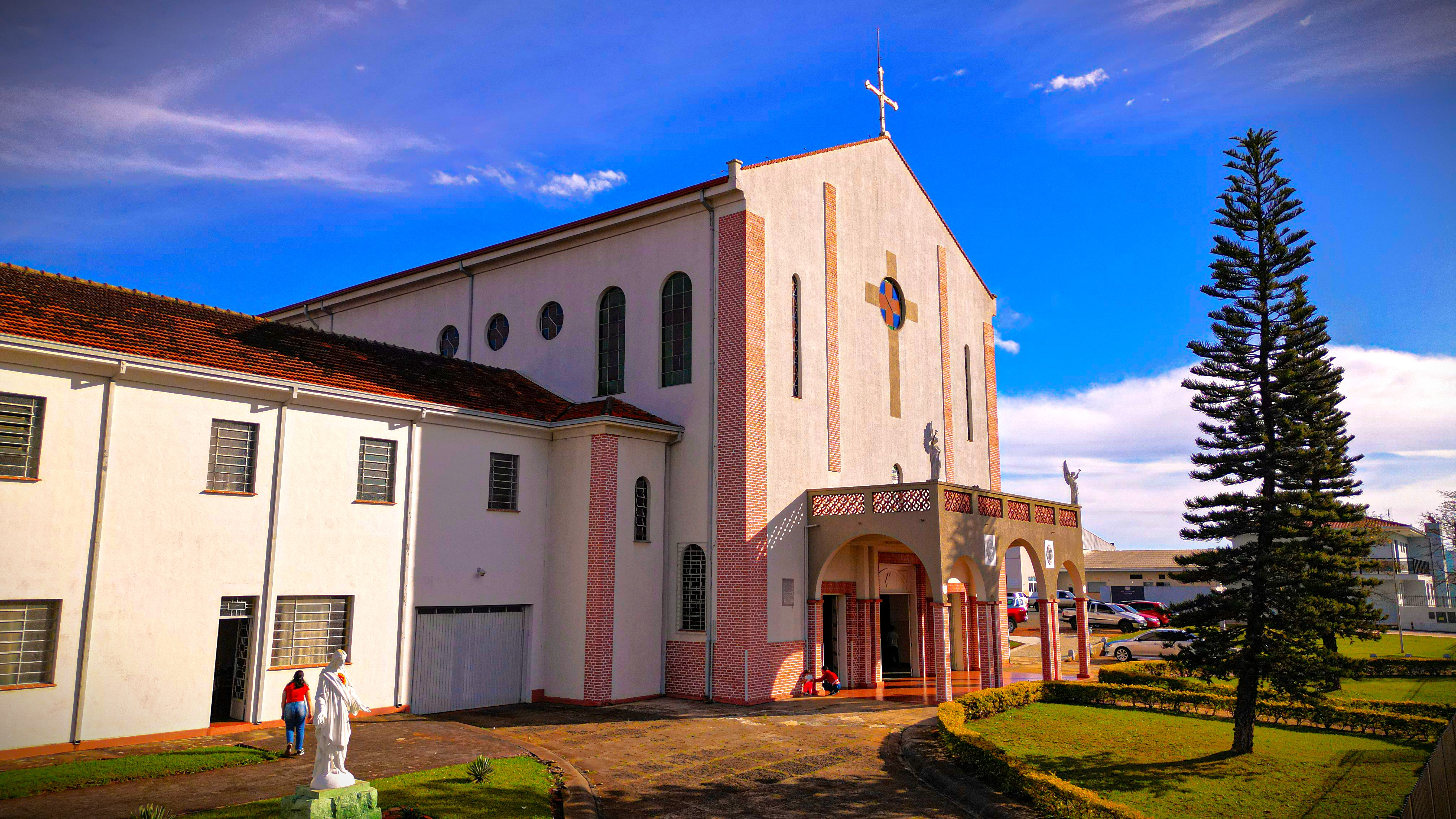 Paróquia do Senhor Bom Jesus foi construída em 1966