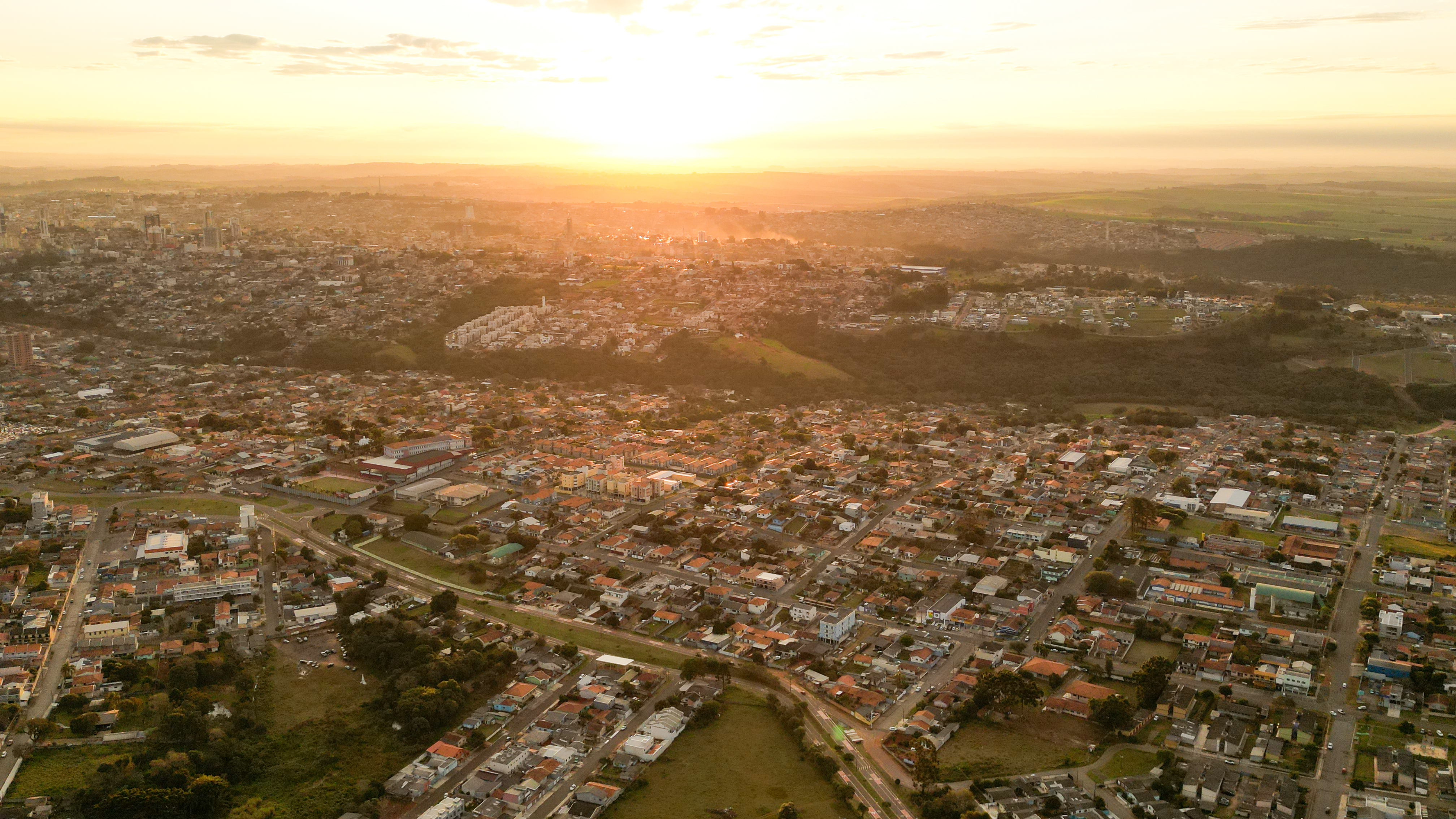 Vista aérea da 'Princesa dos Campos Gerais'