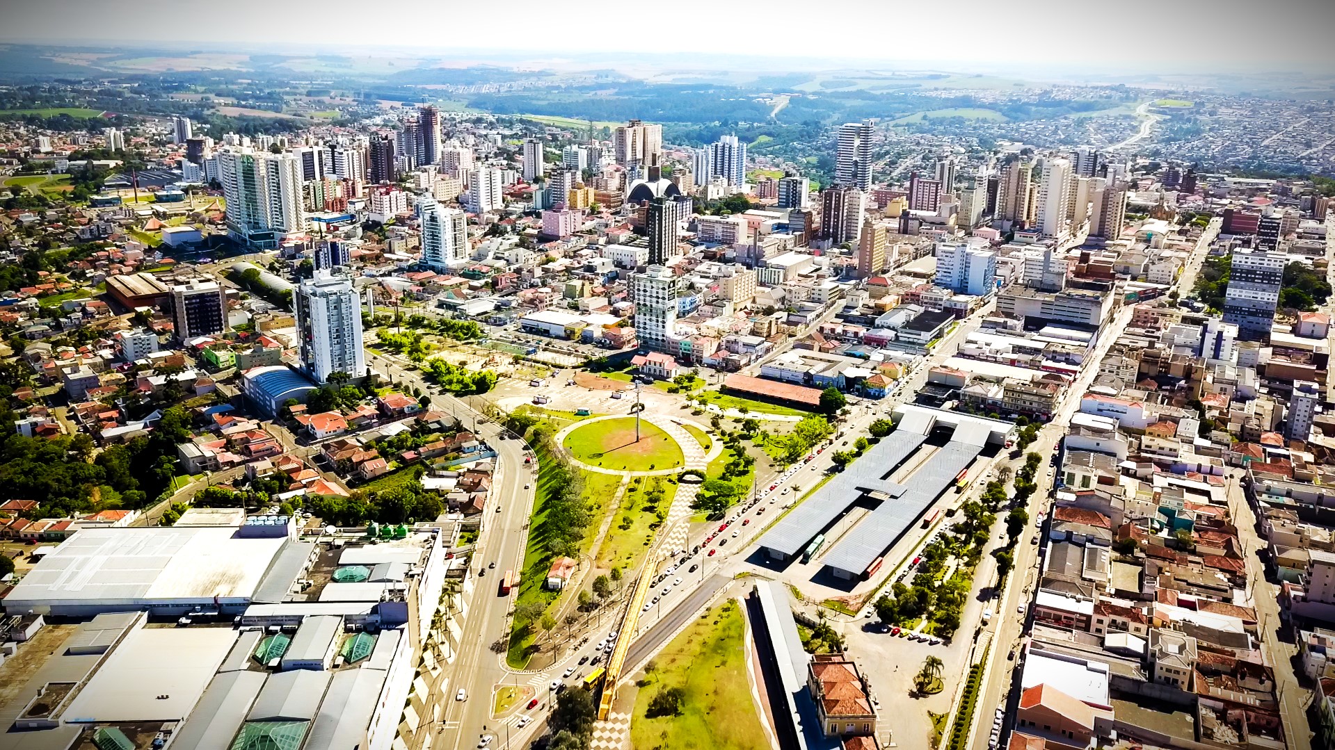 Imagem aérea do Centro de Ponta Grossa