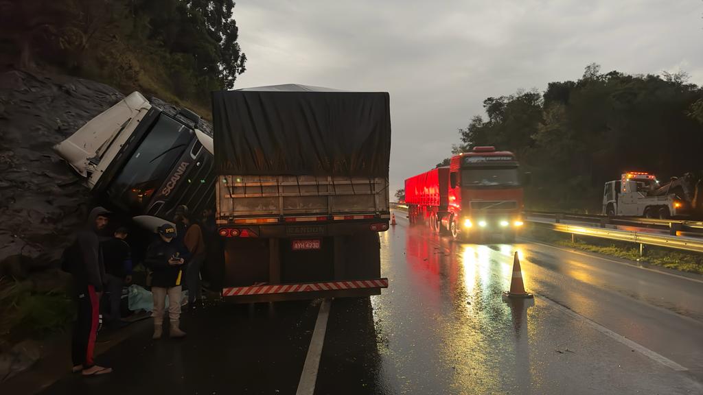 Acidente aconteceu no final desta tarde, em Tibagi