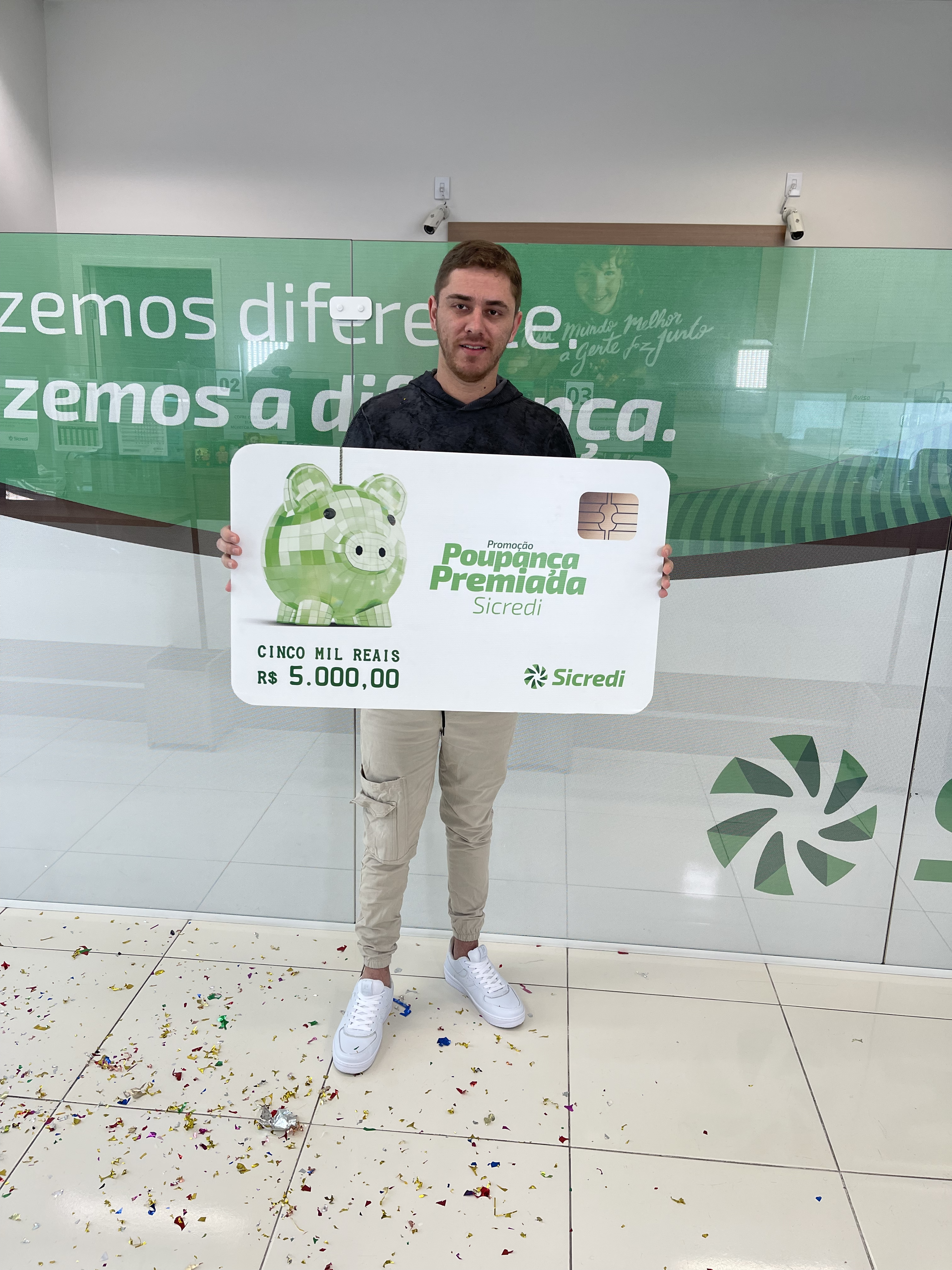 Dionatan Júnior Bueno ganhou R$ 5 mil da premiação semanal