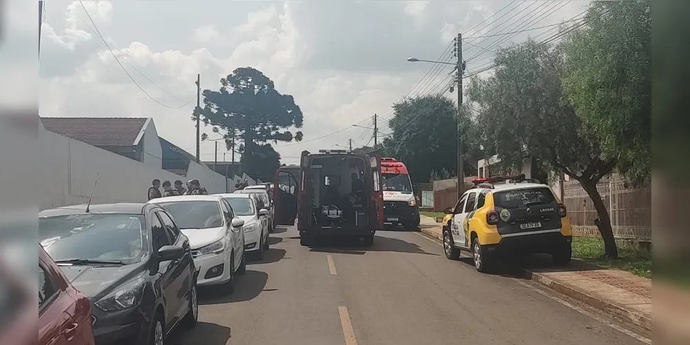 Várias equipes de socorro foram acionadas para a ocorrência