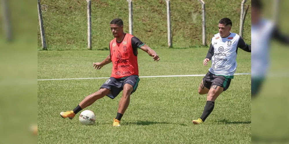 O zagueiro Tito iniciou sua carreira no CRB de Alagoas