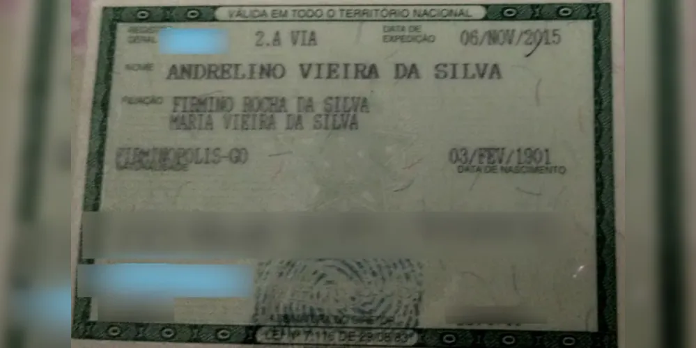 Ao longo de sua vida, foi casado e teve sete filhos, dos quais cinco estão vivos. Tem também 13 netos, 16 bisnetos e um tataraneto.