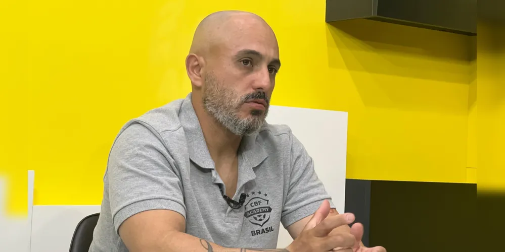 Em entrevista coletiva, Rafael Guanaes falou sobre as escolhas que terá de fazer para as partidas