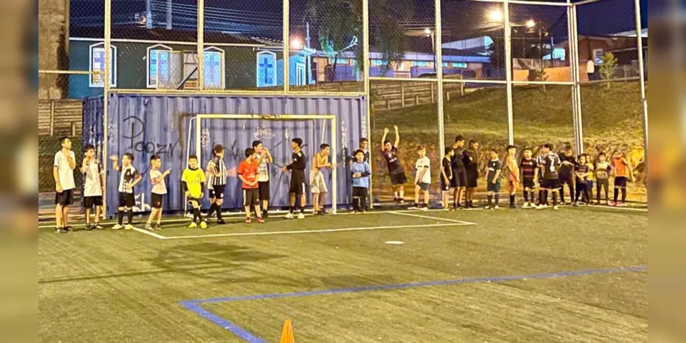 Projeto social promove a iniciação esportiva