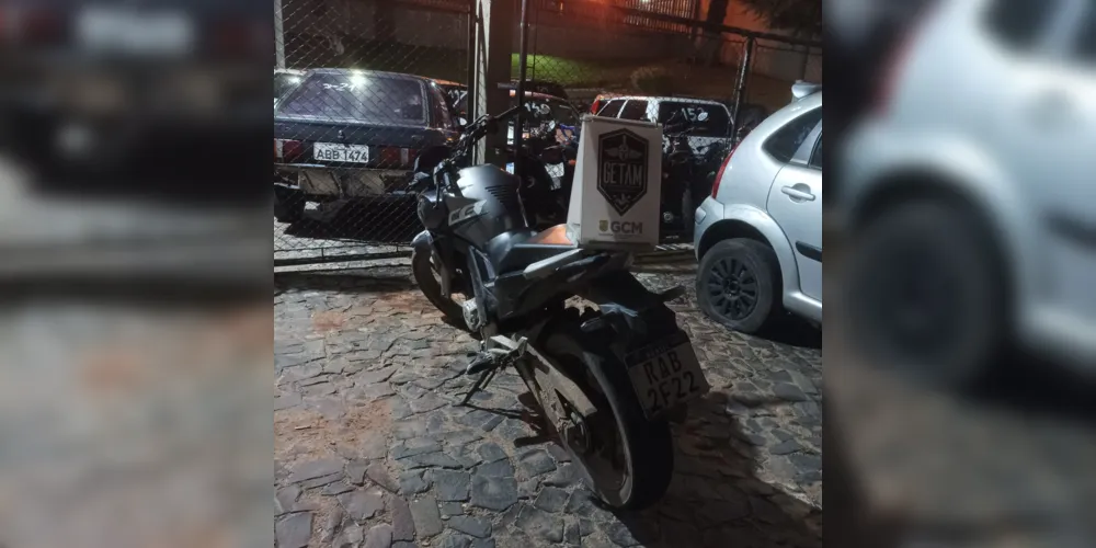 Motocicleta foi apreendida e encaminhada para a 13ª Subdivisão Policial
