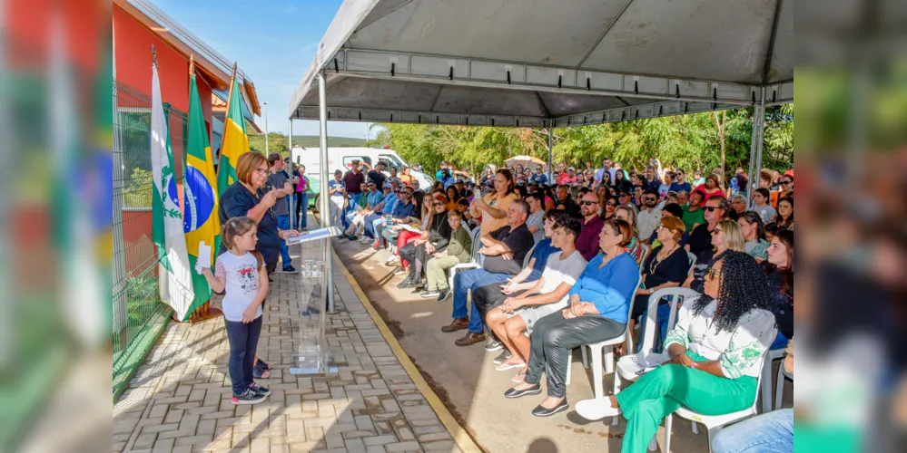 Lideranças estiveram presentes durante a inauguração do local.