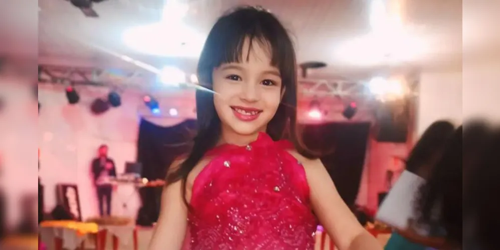 Em maio, a garota participou do Miss Paraná Infantil