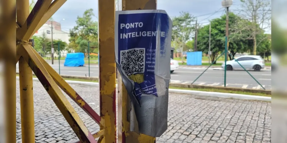 Placa do 'ponto inteligente' danificada no Terminal Central