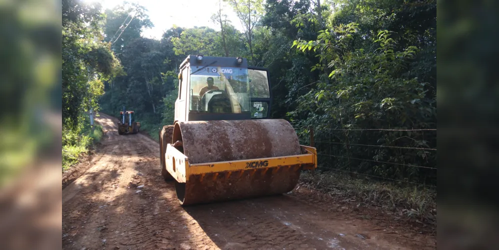 Ao todo serão recuperados cerca de 25km de estradas em Itaiacoca