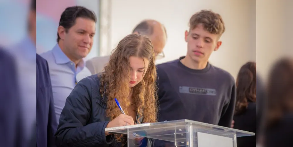 Projeto pretende formar três mil estudantes