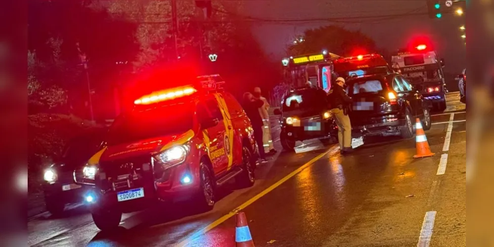 Equipes da Polícia Militar e do Corpo de Bombeiros estiveram no local