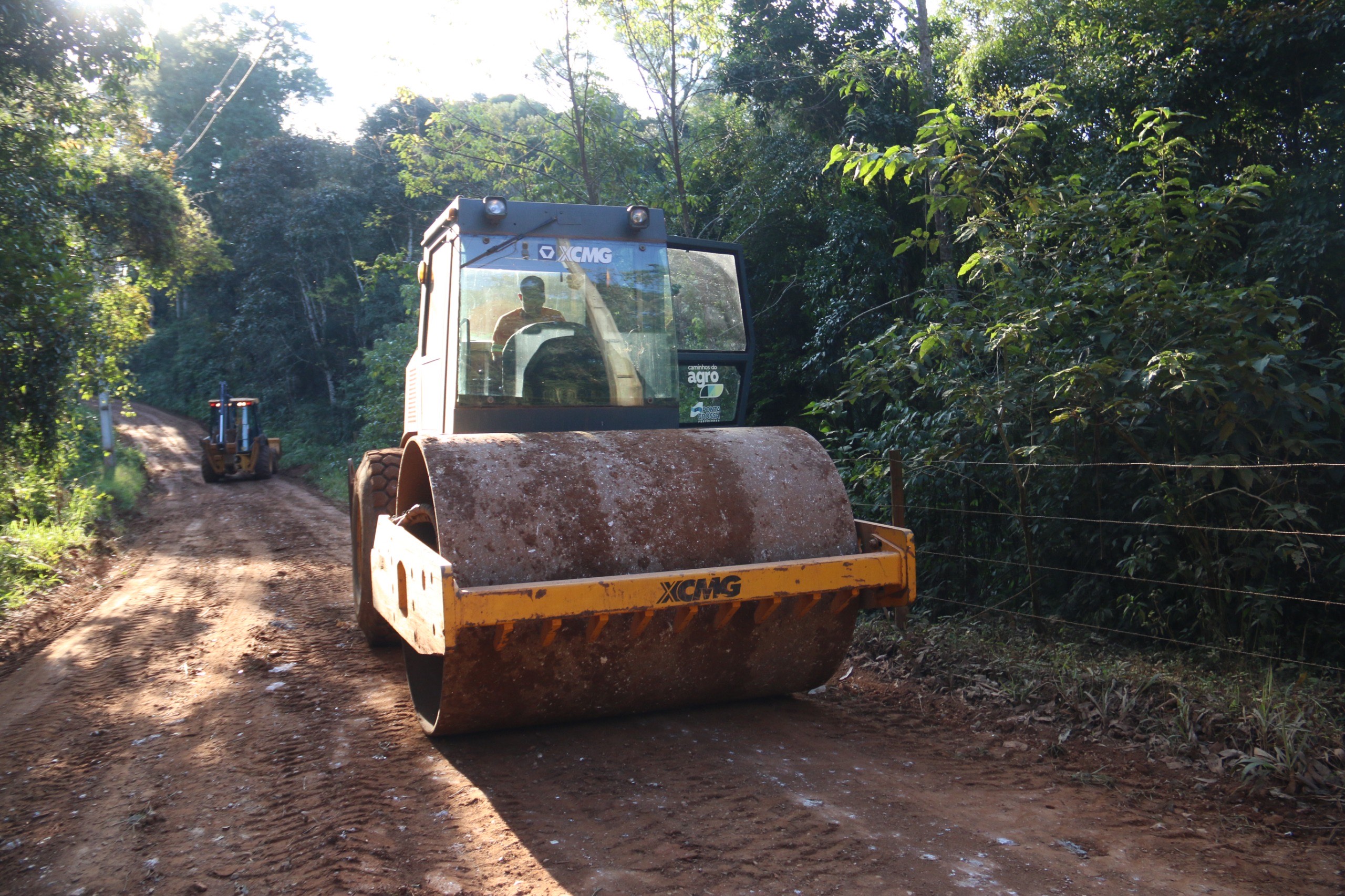 Ao todo serão recuperados cerca de 25km de estradas em Itaiacoca