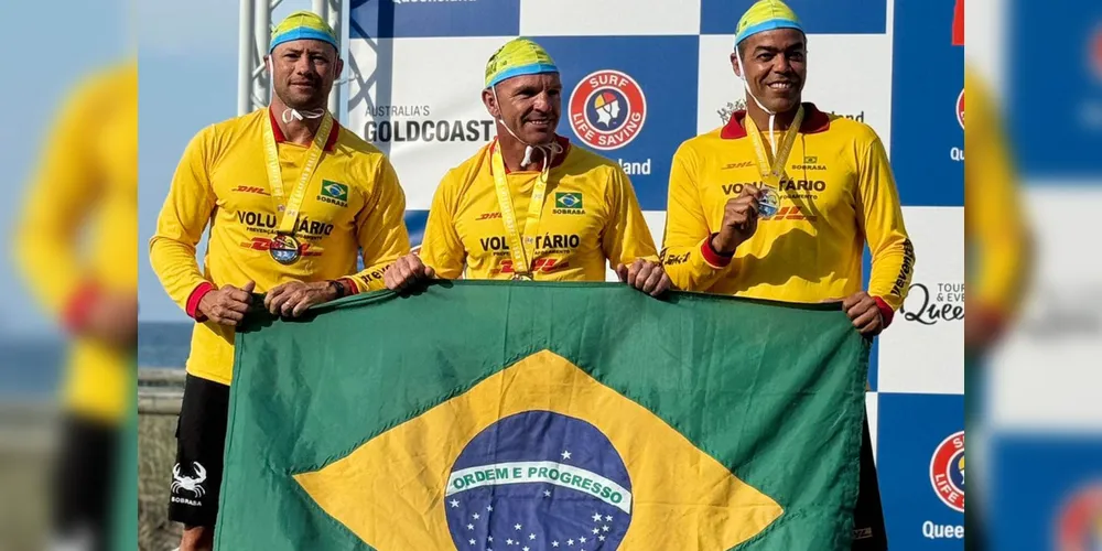 Vitor Dias Dvorsak (esquerda), Flávio Roberto Blum (centro) e Marcelo Fernandes Mendes (direita)