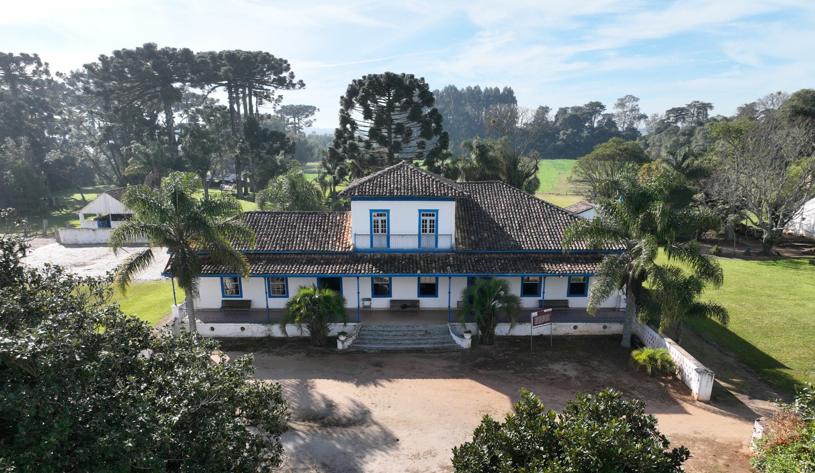 Local fica a 56 km de Ponta Grossa; entrada custa R$ 10 (inteira) e R$ 5 (meia)