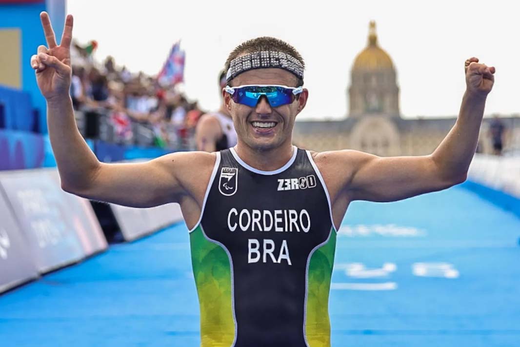 Curitibano de 27 anos, Ronan Nunes Cordeiro conquistou nesta segunda-feira a primeira medalha brasileira do triatlo paralímpico da história