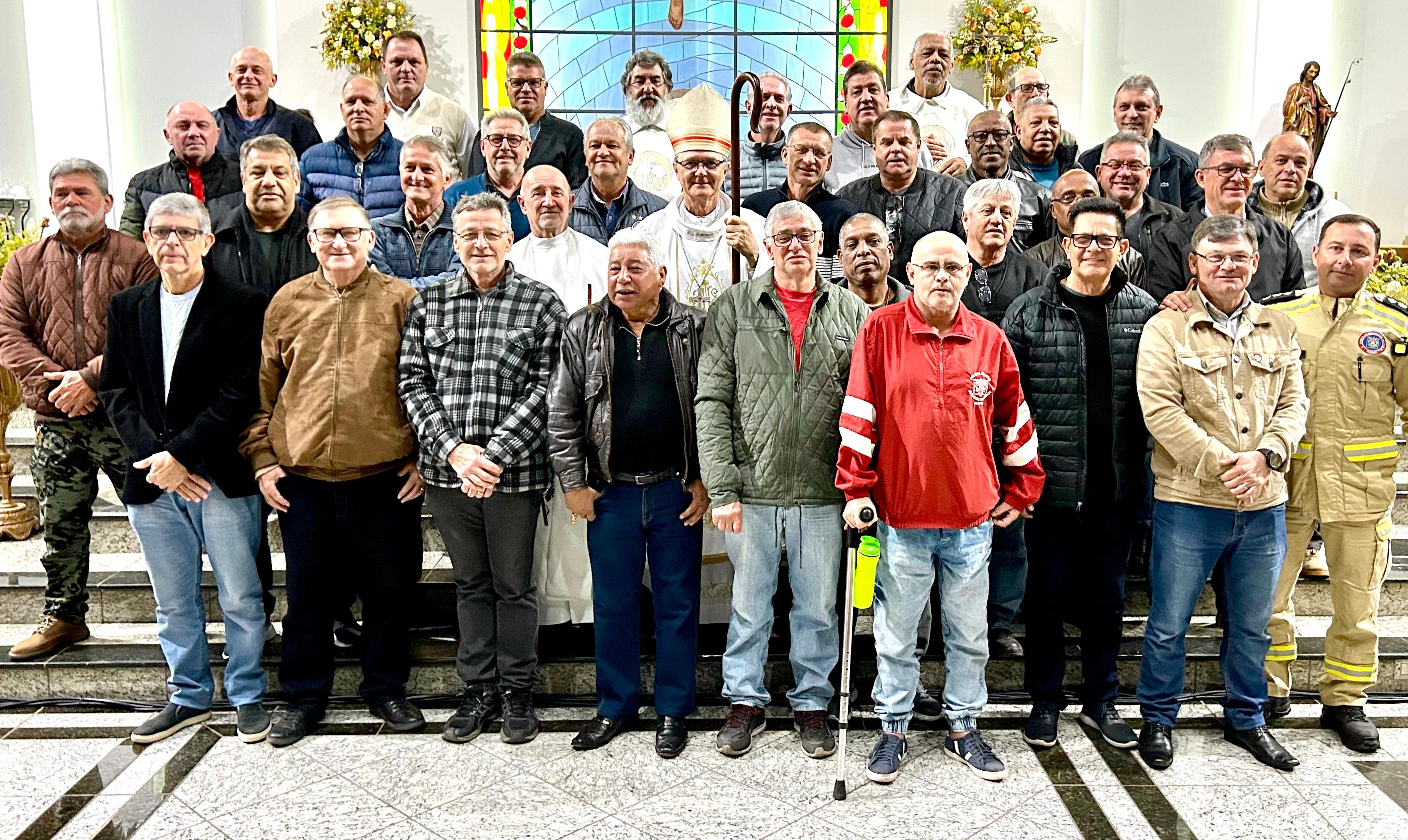 Os veteranos também acompanharam a celebração.