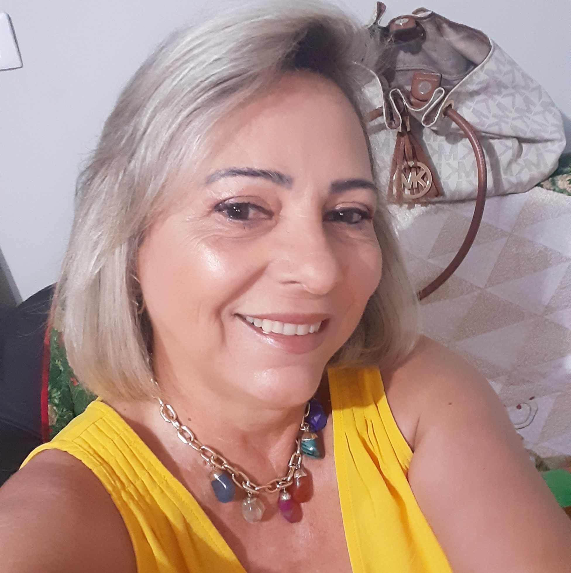 Na última sexta-feira (23), Tania Tallar foi carinhosamente celebrada por todos que a rodeiam, em comemoração a mais um ano de vida. Tania é uma figura admirável, cuja presença ilumina os ambientes por onde passa, trazendo sempre um sorriso contagiante e uma energia positiva. Da Coluna RC, enviamos nossos votos mais sinceros de saúde, felicidade e muitas conquistas.