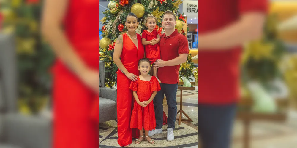 Renato Giovanetti Vieira celebra neste sábado (4) mais um aniversário, rodeado pelo carinho da esposa Luana Valgas Martins e das filhas Liz e Nina, suas maiores inspirações. Em registro especial de Laertes Soares, Renato brinda à vida em família. Da Coluna RC, votos de felicidade, sucesso e momentos inesquecíveis.