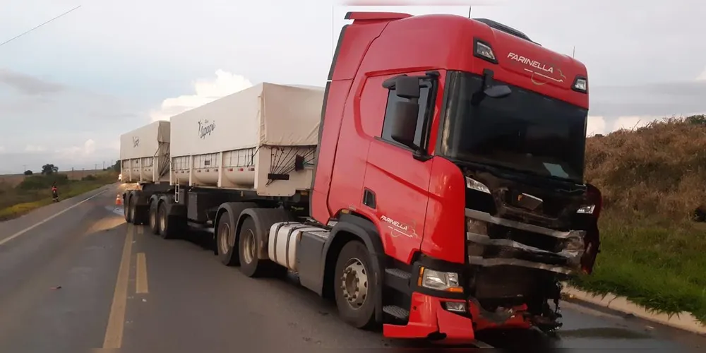 Acidente aconteceu na BR-153, no km 178,1, em Ventania, nos Campos Gerais