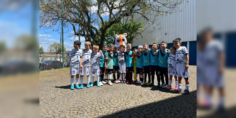 A Supere-se Futsal e a equipe do Coritiba/AABB duelaram no último fim de semana.