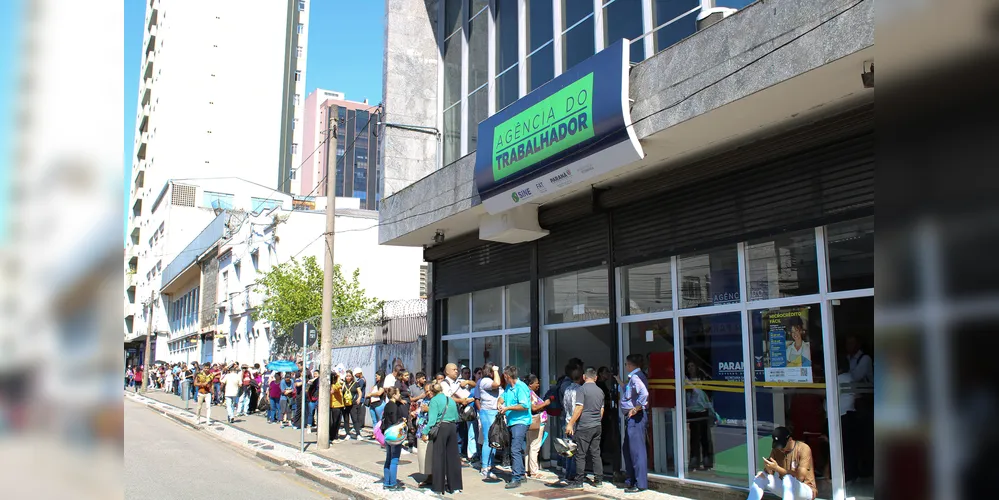 O endereço é Rua Pedro Ivo 503, no Centro da cidade.