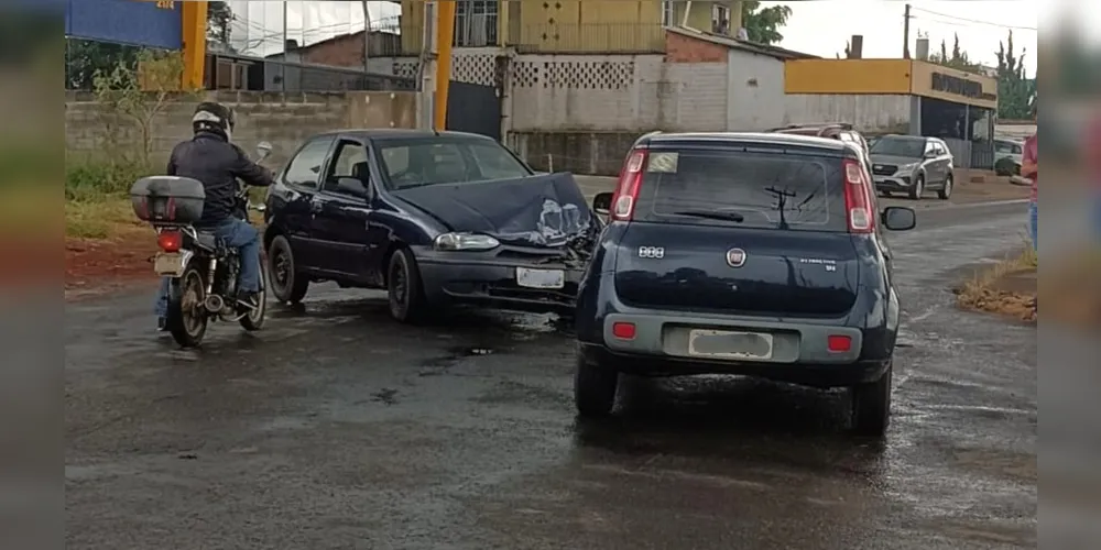 Colisão aconteceu na Rua Siqueira Campos