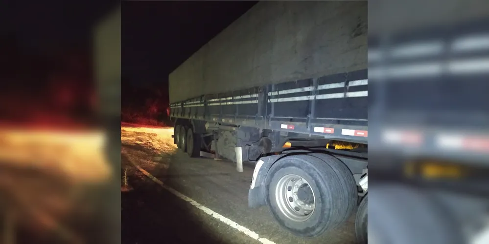 Acidente aconteceu na madrugada desta segunda-feira (16)