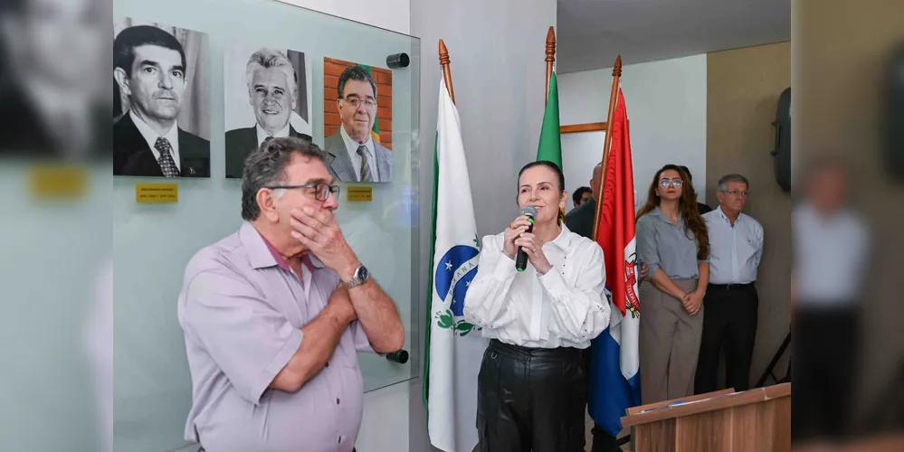 Em seu discurso a prefeita se disse orgulhosa por poder manter o legado de Dr. Marcio, e elogiou a gestão anterior.