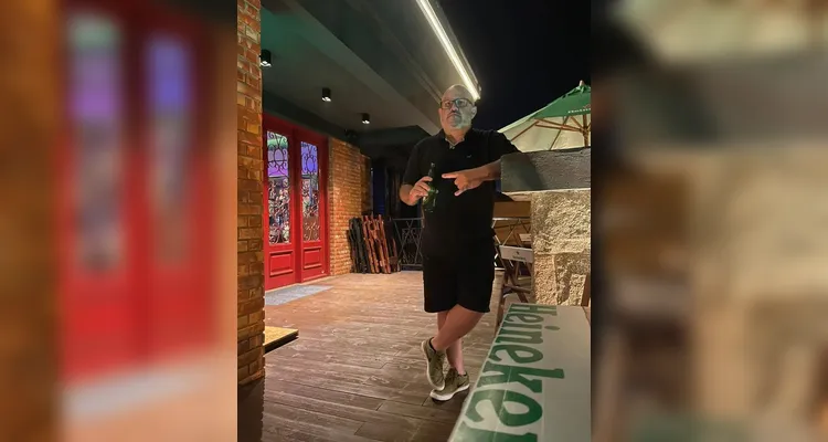 BRINDE À VIDA – Nesta terça-feira (6), o empresário Aroldo Russo Filho celebra mais um aniversário, brindando a chegada de um novo ciclo. Da Coluna RC, desejamos um capítulo repleto de saúde, realizações e momentos felizes.