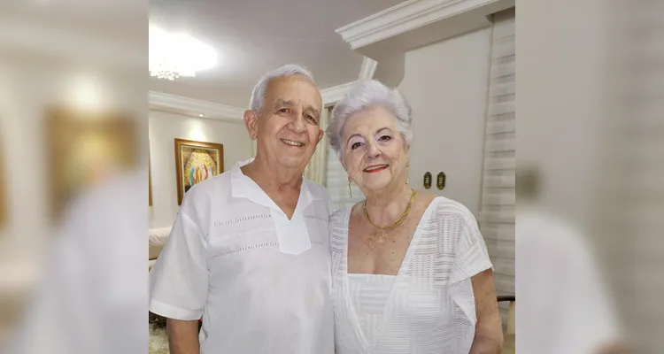 BODAS – Nesta quinta-feira (22), Leda e Carlos Weingartner celebram suas Bodas de Níquel, marcando 54 anos de uma união pautada pelo amor, respeito e cumplicidade. Uma trajetória inspiradora que traduz a força dos laços construídos ao longo do tempo. Da Coluna RC, nossos mais calorosos votos para que essa linda história continue sendo repleta de alegria e harmonia.