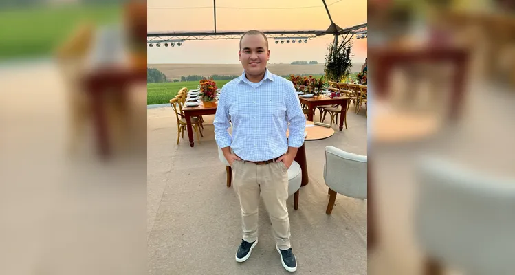 BDAY – A próxima quinta-feira (8) marca o aniversário de Bruno Mateus Correia, presença constante nos eventos mais exclusivos dos Campos Gerais. Carismático e cheio de energia, ele transforma cada apresentação em um momento memorável. Da Coluna RC, desejos de sucesso contínuo e muitas conquistas pela frente.