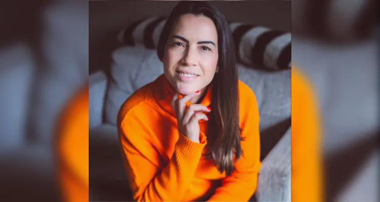 CELEBRAÇÃO — A fotógrafa Renata Campos comemorou seu aniversário no último dia (27). Conhecida por sua sensibilidade e estilo marcante, ela se destaca ao registrar com elegância a essência e a beleza feminina. Da Coluna RC, os desejos de um novo ciclo pautado por felicidade, sucesso e inspiração.