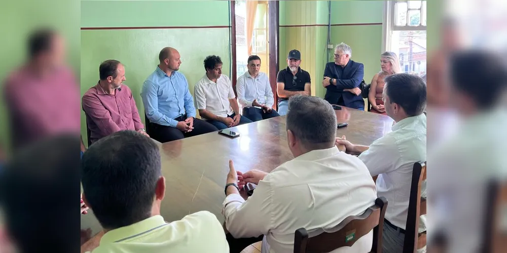 Evento aconteceu em Palmeira e contou com a presença de lideranças municipais.