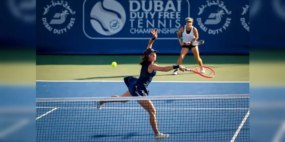 Luisa Stefani e a norte-americana Mattek Sand terão pela frente na manhã de quinta (20) a dupla da letã Jelena Ostapenko com a taiwanesa Su Wei Hsieh