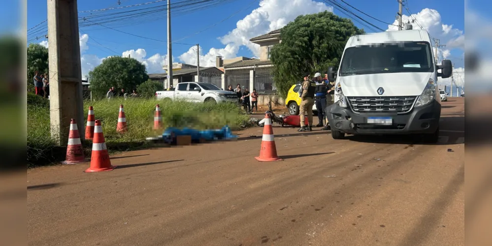 Acidente aconteceu na tarde desta segunda-feira (19)