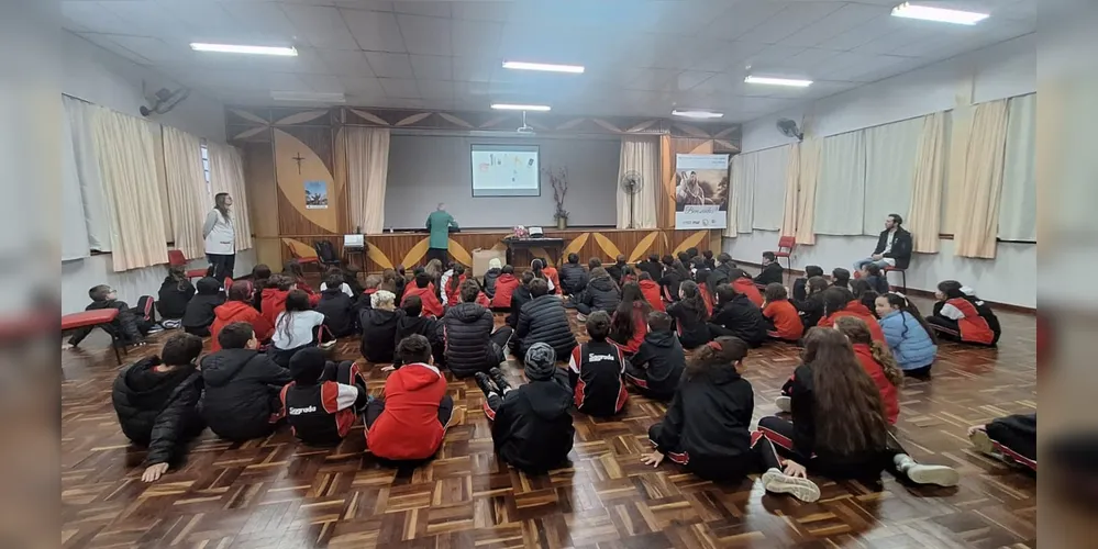 Palestras discutem diferentes temas sobre meio ambiente e sustentabilidade