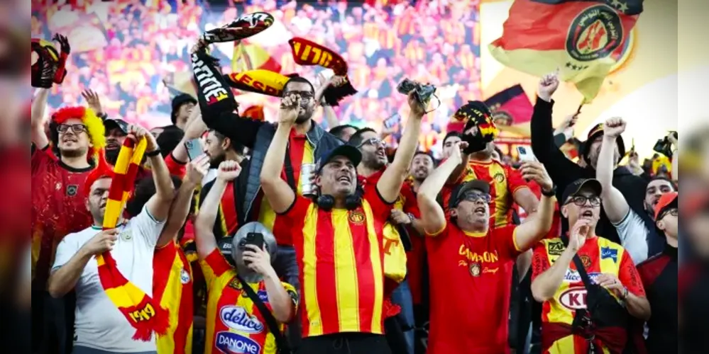 Torcida do Espérance fez barulho na Filadélfia