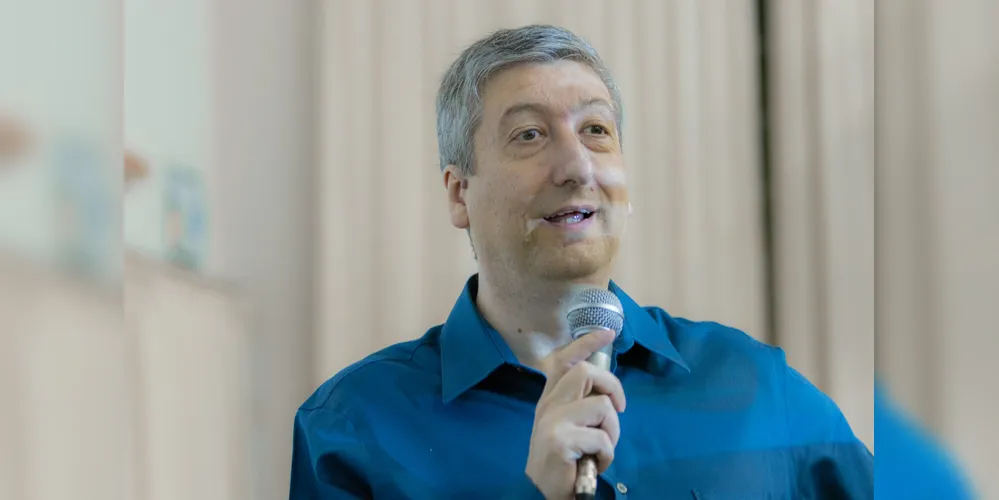 Professor e pesquisador Marcelo Emílio