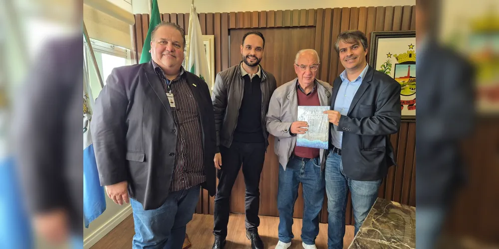 Representantes se reuniram com o prefeito de Castro, Reinaldo Cardoso.